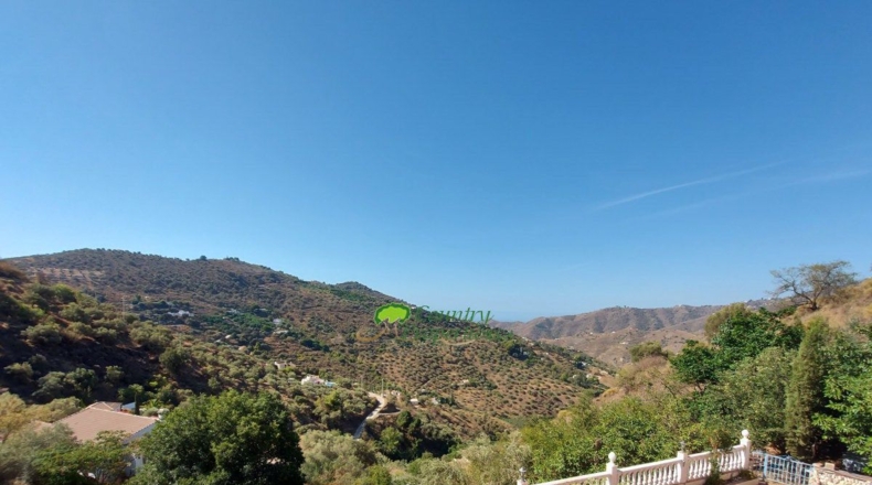 Málaga - Cómpeta - 3718m2