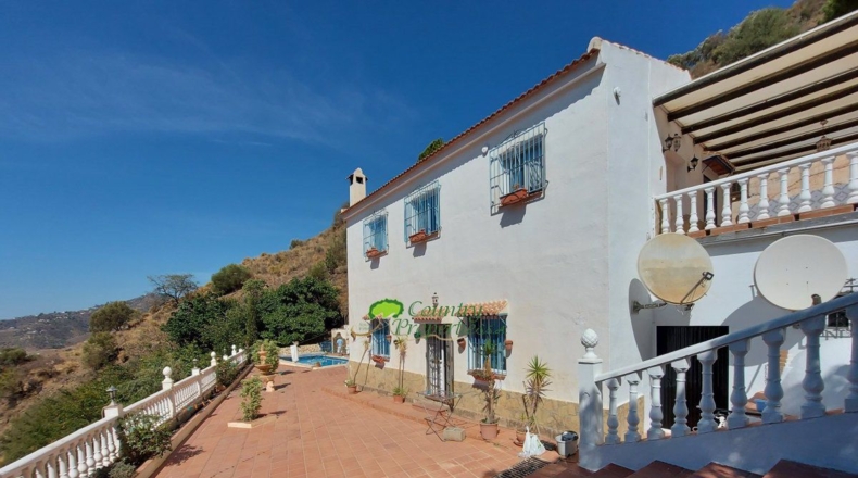Málaga - Cómpeta - 3718m2