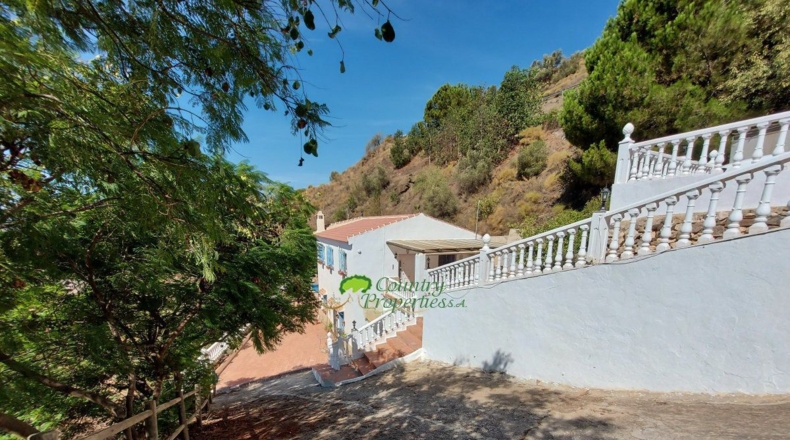 Málaga - Cómpeta - 3718m2