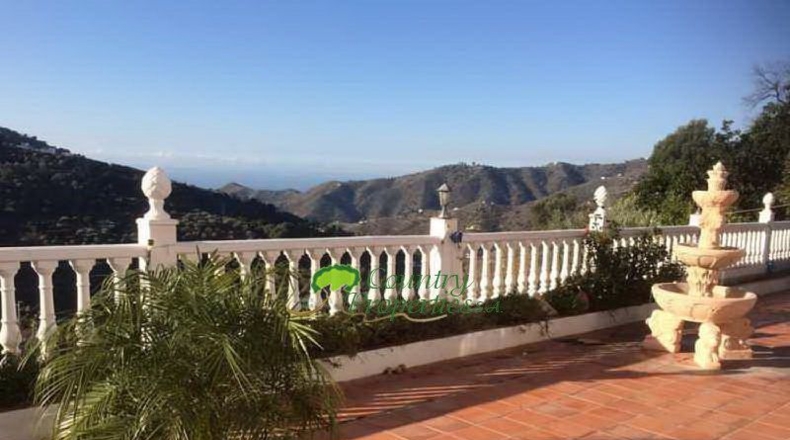 Málaga - Cómpeta - 3718m2