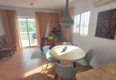 Дом с участком на продажу в городе Torrox. Фото