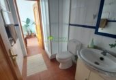 Дом с участком на продажу в городе Torrox. Фото