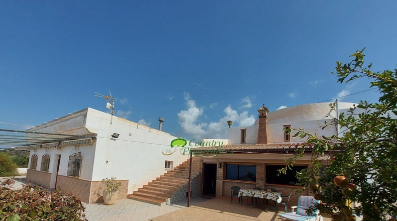 Málaga - Vélez-Málaga - 10700m2
