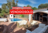 Casa de camp amb terreny en venda a Cómpeta ref.: TR182917 foto