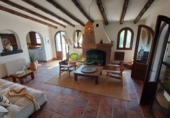 Casa de camp amb terreny en venda a Cómpeta ref.: TR182917 foto