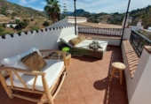 Casa de camp amb terreny en venda a Cómpeta ref.: TR182917 foto