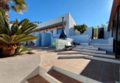 Casa de camp amb terreny en venda a Cómpeta ref.: TR339828 foto