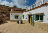 Country house with land for sale in Vélez-Málaga ref: TR352637 photo