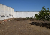 Загородный дом с участком на продажу в городе Alhama de Granada. Фото