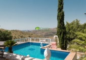 Country house with land for sale in Canillas de Aceituno ref: TR200763 photo