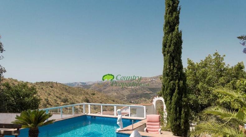 Málaga - Portugalejo - 25000m2