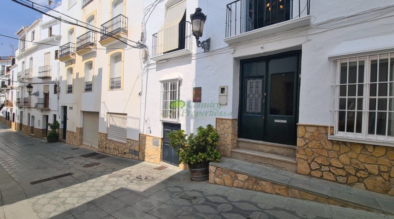 Málaga - Cómpeta - 266m2
