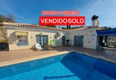 Casa de camp amb terreny en venda a Torrox Park ref.: TR254417 foto