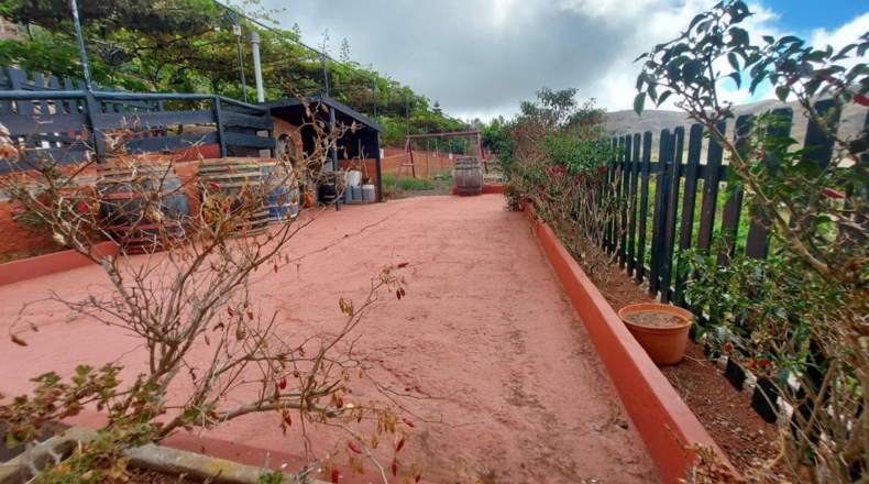 Santa Cruz de Tenerife - Jardina - 15000m2