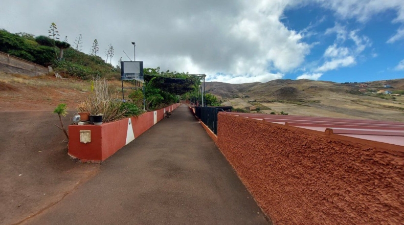 Santa Cruz de Tenerife - Jardina - 15000m2