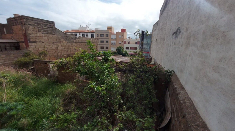 Santa Cruz de Tenerife - Taco - 500m2