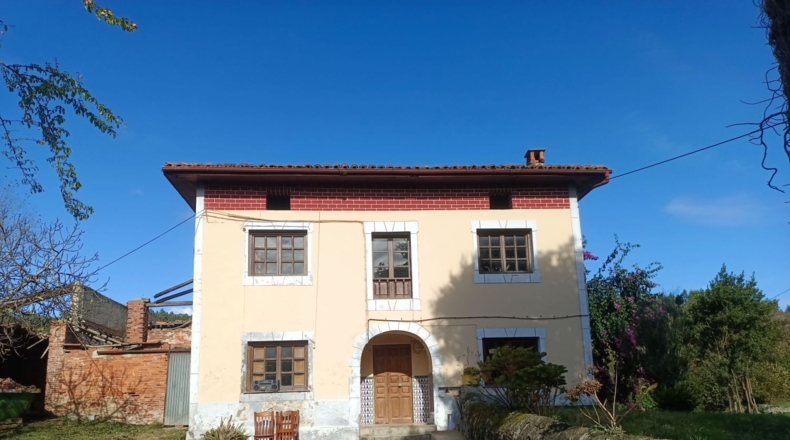 Asturias - Llanes - 2300m2