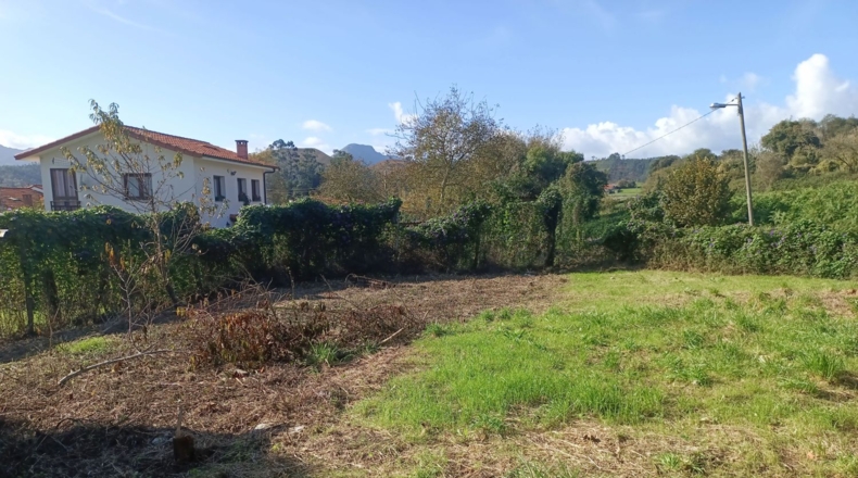 Asturias - Llanes - 2300m2