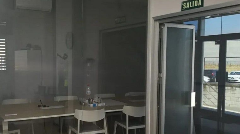 Seville - Алькала-де-Гуадаира - 2700m2