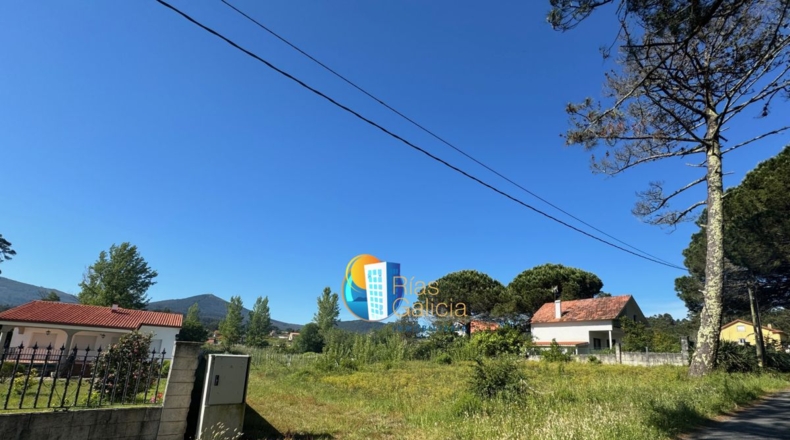 La Coruña - O Dique - 1055m2