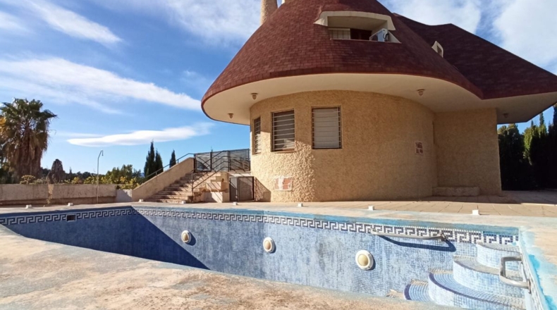 Castellón - Alcora - 905m2