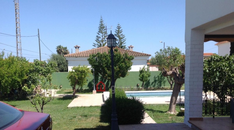 Castellón - Grupo San Pedro - 1080m2