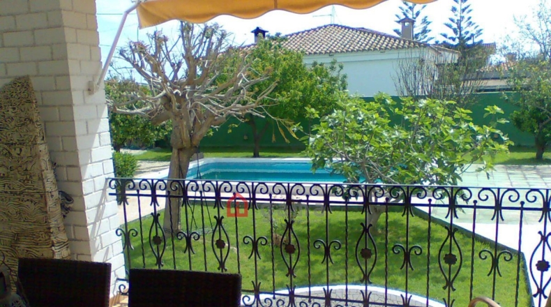 Castellón - Grupo San Pedro - 1080m2