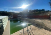 Отдельно стоящий дом с участком на продажу в городе La Vall d'Uixó. Фото