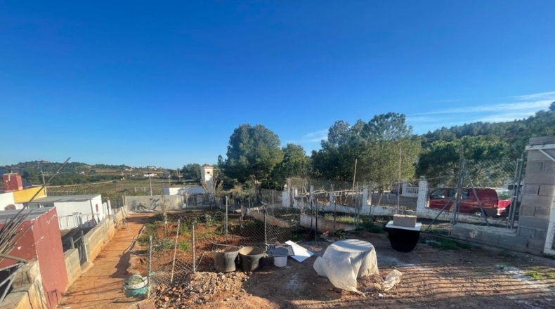 Castellón - la Vall d'Uixó - 1260m2