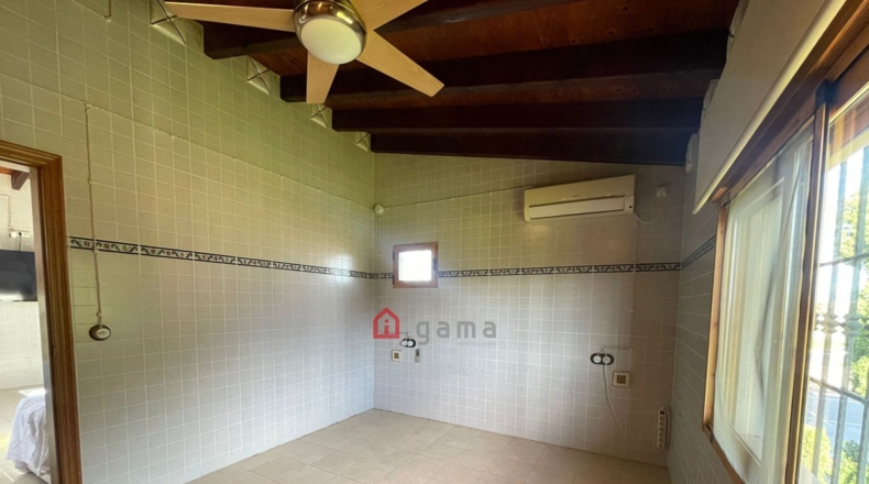 Кастельон - Burriana - 1800m2