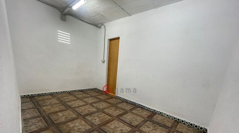 Кастельон - Burriana - 1800m2