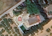 Отдельно стоящий дом с участком на продажу в городе Santa Magdalena de Pulpis. Фото