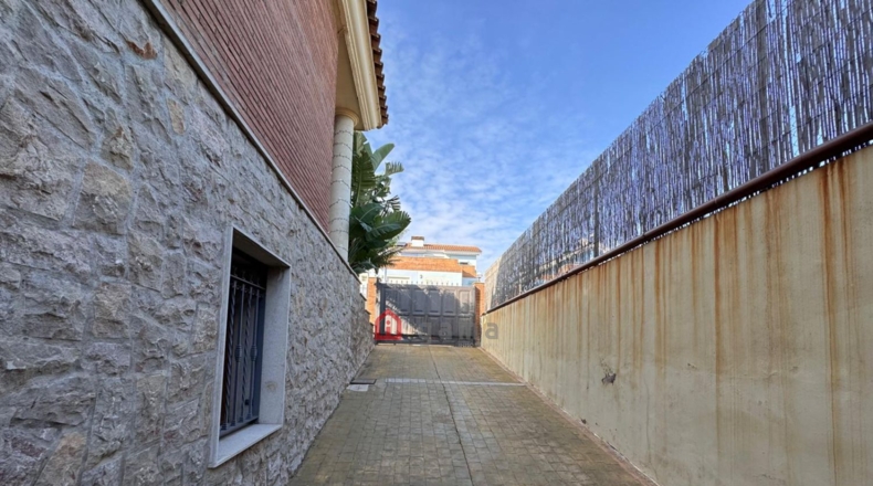 Castellón - Burriana - 658m2