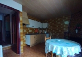 Дом с участком на продажу в городе Tírig. Фото