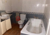 Дом с участком на продажу в городе Benicarló. Фото