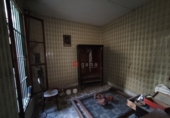 Дом с участком на продажу в городе Кастельон-де-ла-Плана. Фото