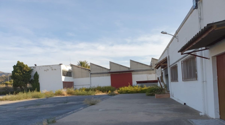 Castellón - La Vall d'Uixó - 6887m2