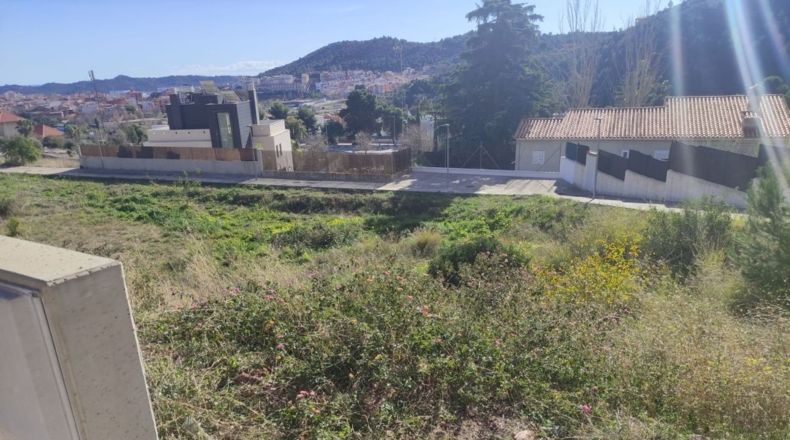 Castellón - La Vall d'Uixó - 629m2