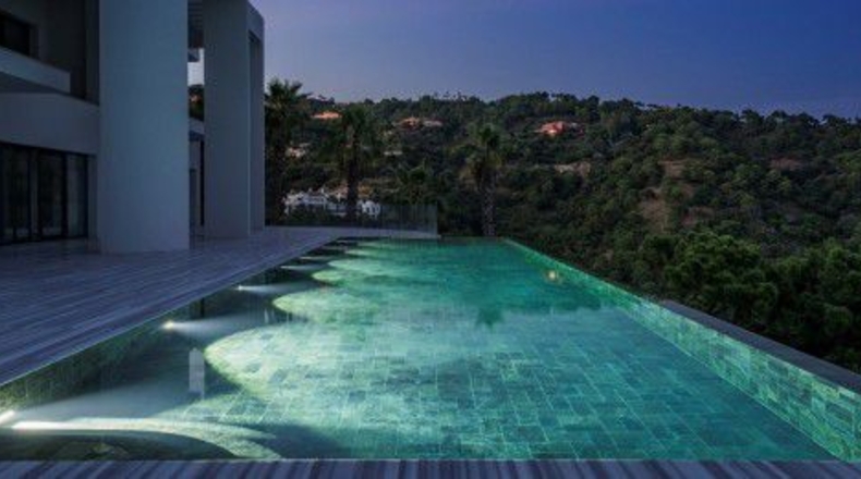 Málaga - Marbella - 6900m2