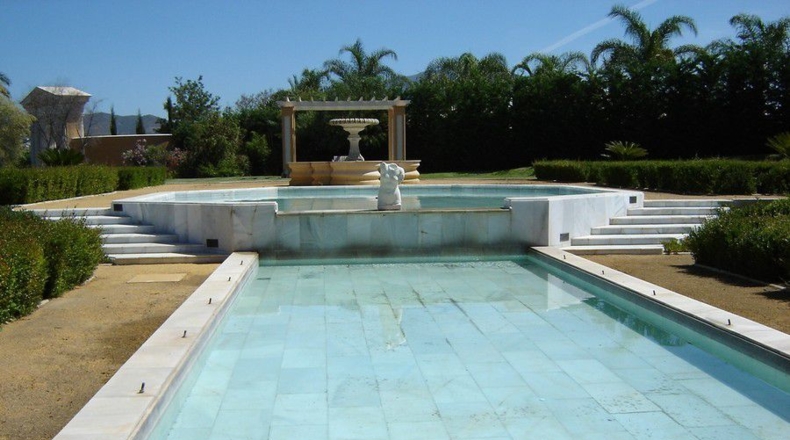 Málaga - San Pedro de Alcántara - 20100m2
