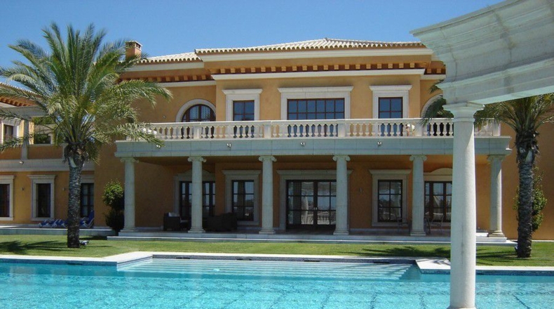 Málaga - San Pedro de Alcántara - 20100m2