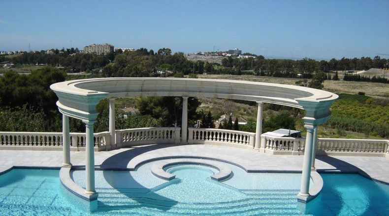 Málaga - San Pedro de Alcántara - 20100m2