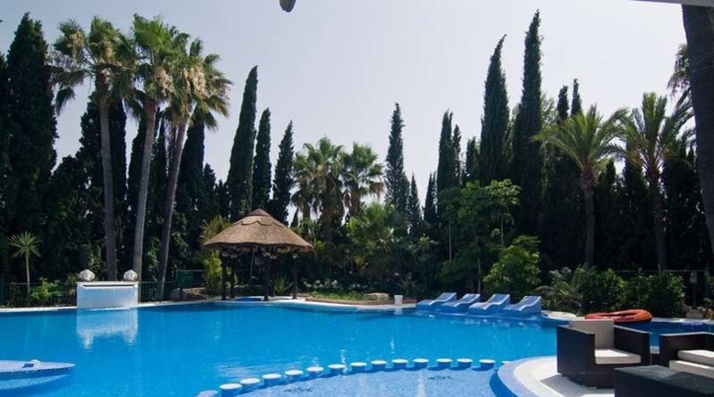 Málaga - Marbella - 7618m2
