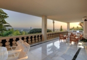 Vil·la amb terreny en venda a Marbella ref.: TR252025 foto