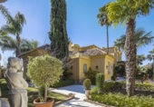 Vil·la amb terreny en venda a Marbella ref.: TR25543 foto