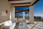 Vil·la amb terreny en venda a Marbella ref.: TR252026 foto