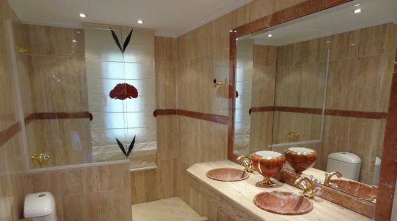 Málaga - Estepona - 8400m2