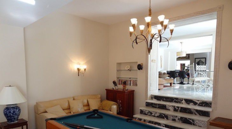 Málaga - Estepona - 8400m2