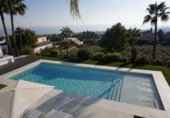 Vil·la amb terreny en venda a Marbella ref.: TR25552 foto