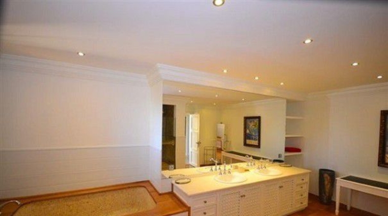 Málaga - Estepona - 5750m2